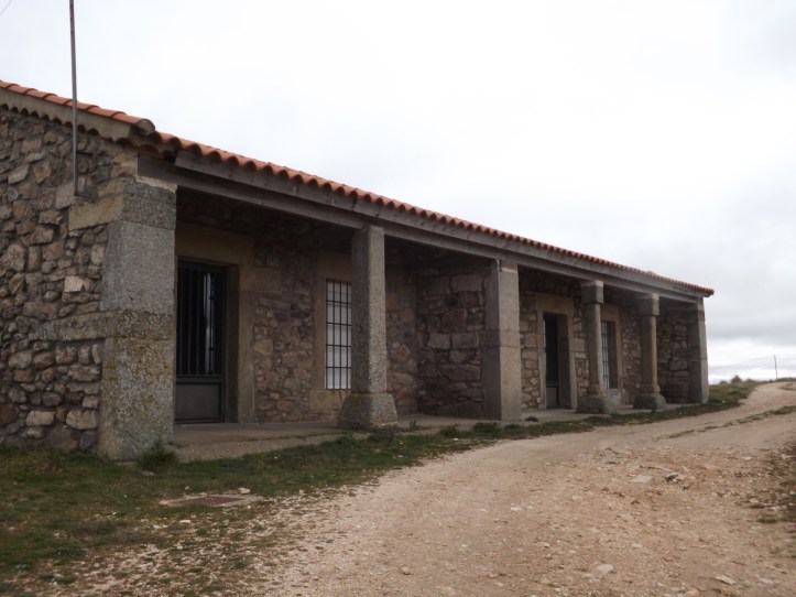 Antiguas escuelas de Mogatar .2