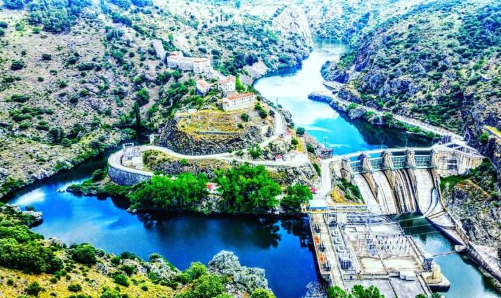 18880268_10154681385551238_3431721755883337793_o