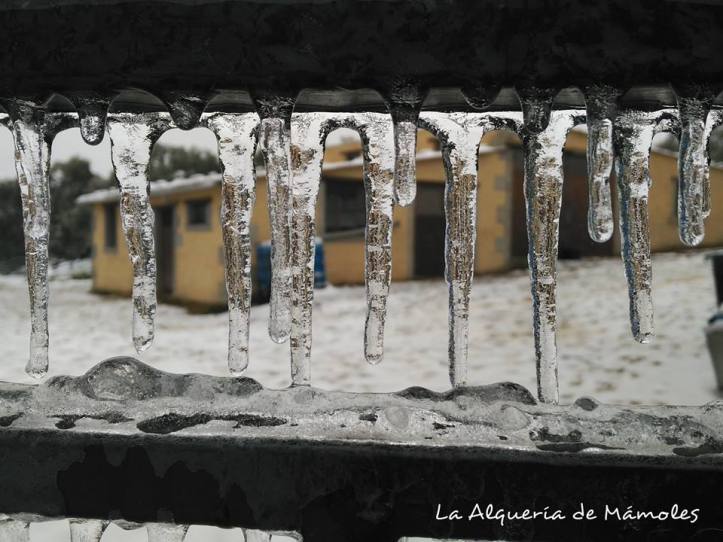 28279289_914861835354777_7061372159371234970_n