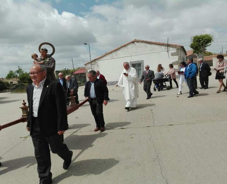 35268206_1677808138969700_5064750217128050688_n