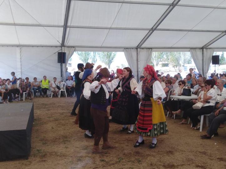 42479348_2009343946023606_2335566579493765120_n