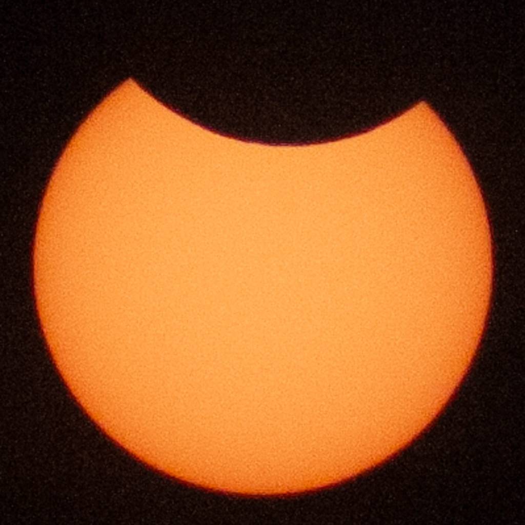 foto del eclipse parcial de Sol del 10 de junio de 2021 tomada desde Berlín (Alemania) por Ricardo Reyero @mivisionsobretodo