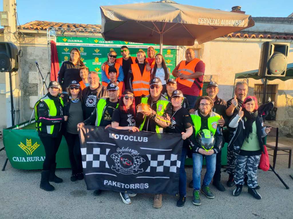 organizadores y colaboradores de la concentración motera de Pereruela 2023