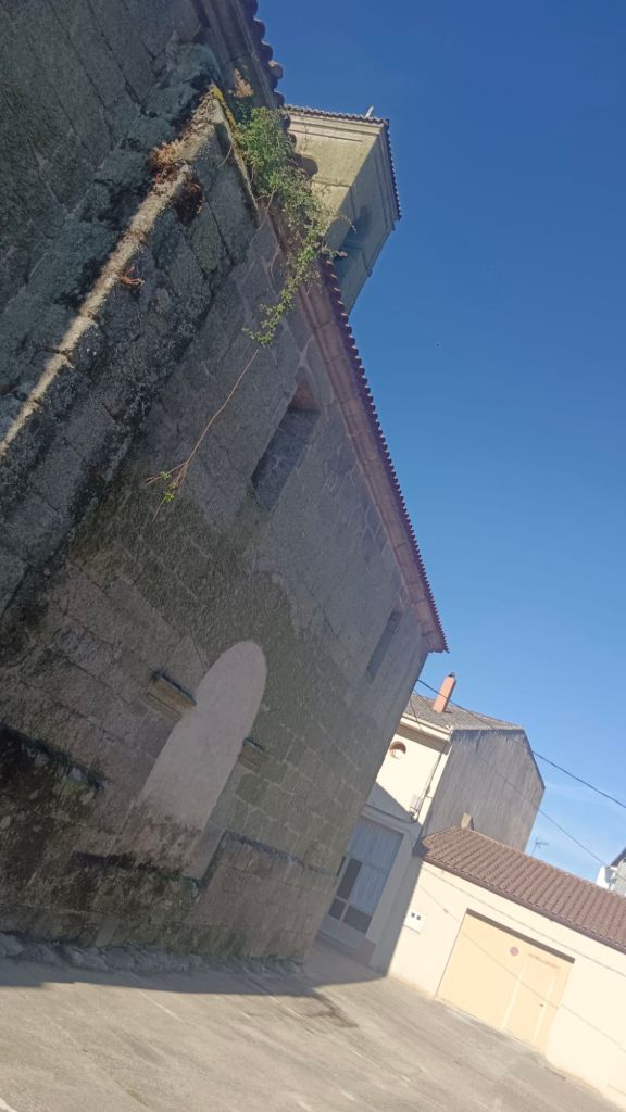 trasera de la iglesia de nuestra señora de la Asunción de Bermillo de Sayago