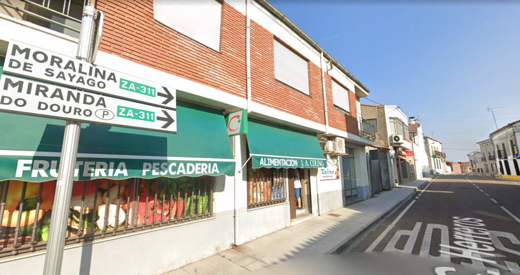 Autoservicio JA Colino en Bermillo de Sayago. Supermercado de Covirán con despacho de pan, frutas y verduras, carnicería, embutidos y pescadería (con producto fresco todo el año)